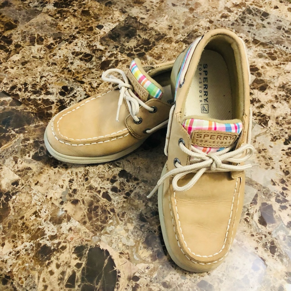 Sperry girls size 2